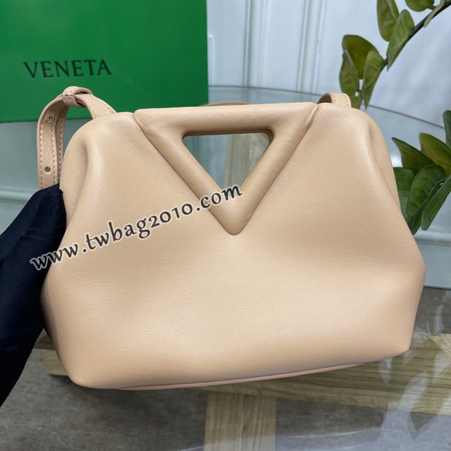 Bottega veneta高端女包 98088 寶緹嘉THE TRIANGLE BV專櫃新款杏仁色三角形五金手提女包  gxz1131